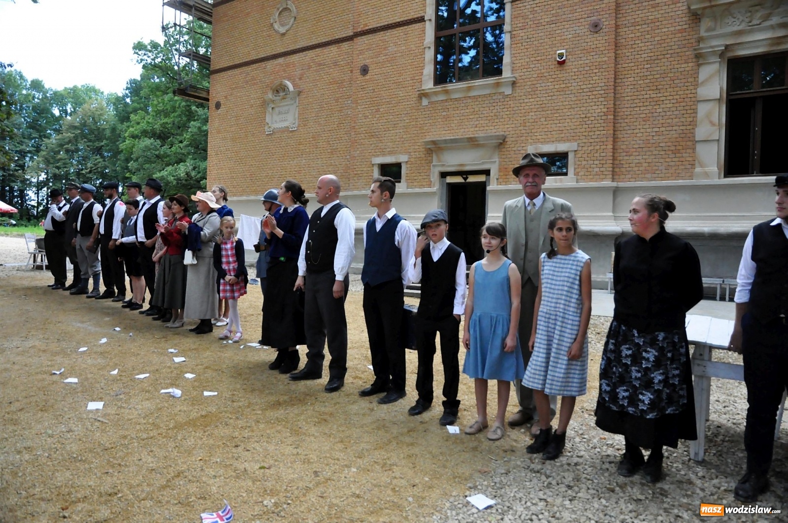 Zdjęcie w galerii na portalu naszwodzislaw.com: SAFO na pikniku historycznym w Rzuchowie [FOTO i WIDEO] wiadomości z regionu