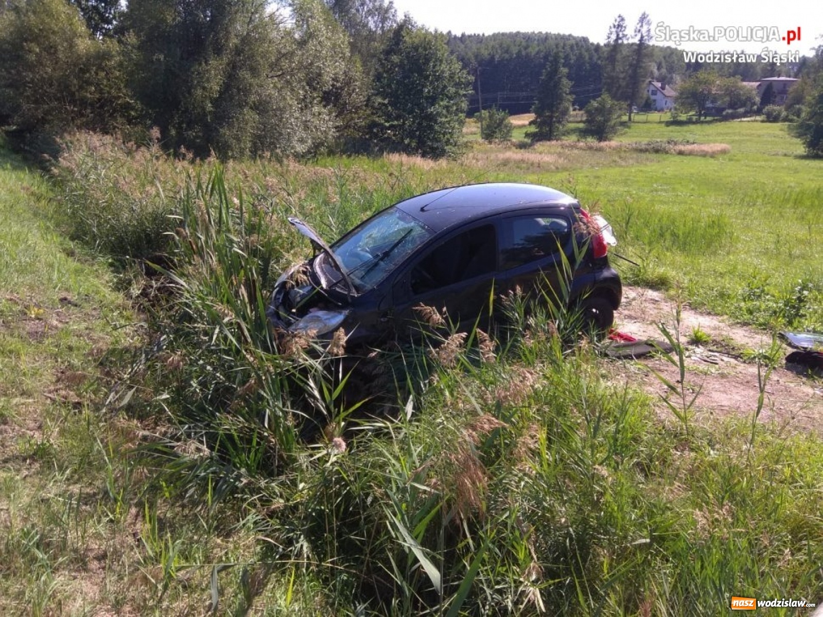 Zdjęcie w galerii na portalu naszwodzislaw.com: Seria kolizji i pijany motorowerzysta na wodzisławskich drogach wiadomości z regionu