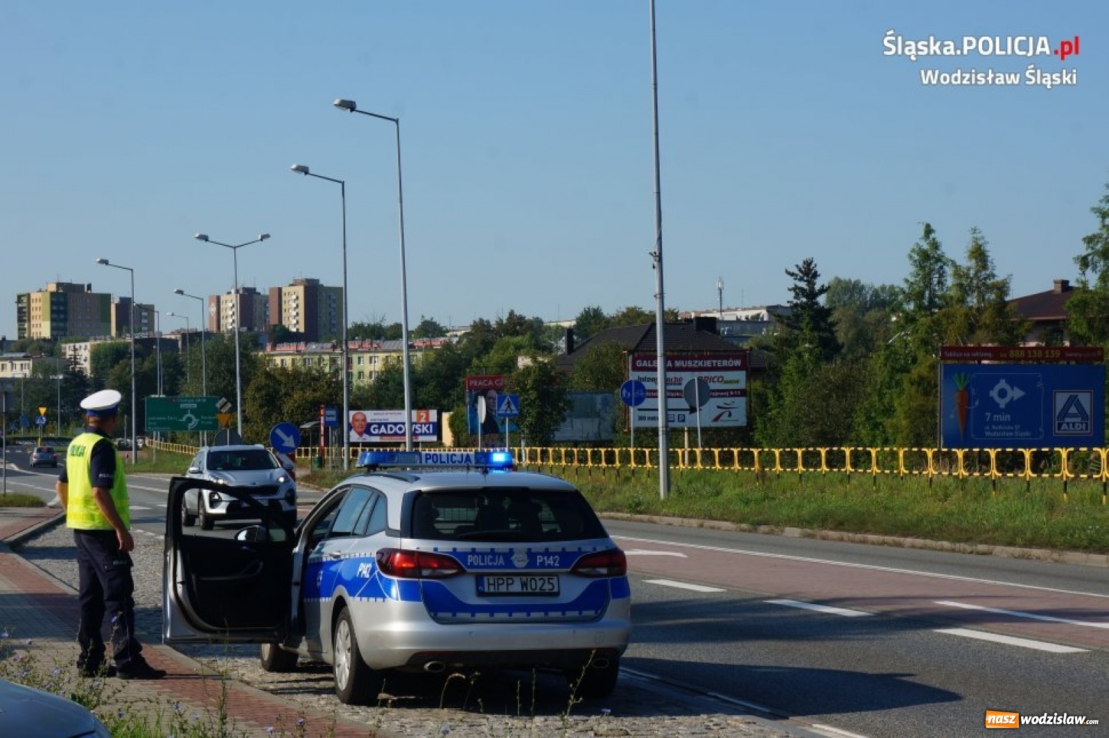 Zdjęcie w galerii na portalu naszwodzislaw.com: Seria kolizji i pijany motorowerzysta na wodzisławskich drogach wiadomości z regionu