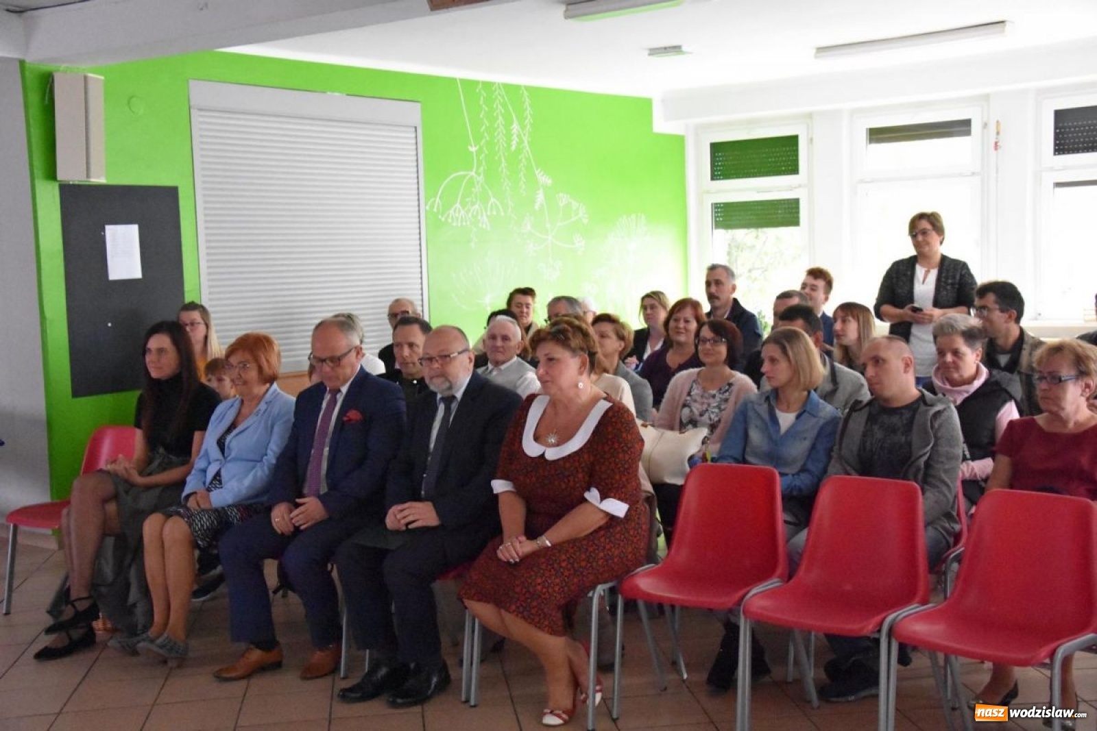 Zdjęcie w galerii na portalu naszwodzislaw.com: Pierwszaki z ZPSWR uroczyście ślubowały wiadomości z regionu