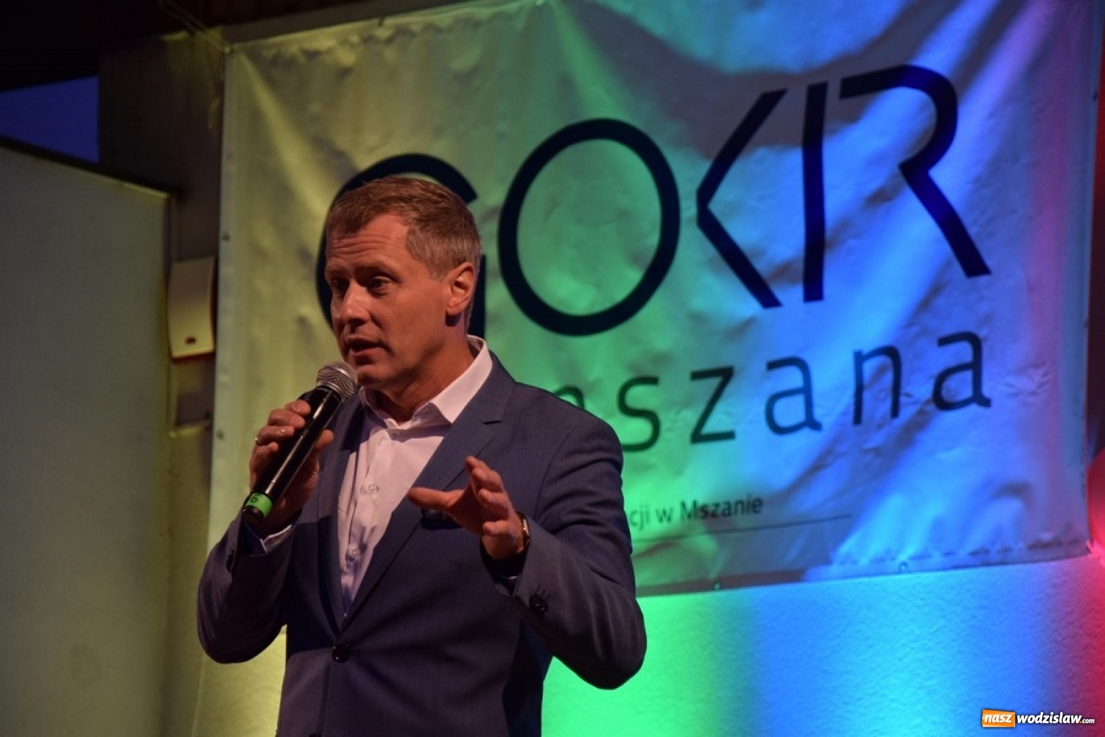 Zdjęcie w galerii na portalu naszwodzislaw.com: Krzysztof Respondek i placki ziemniaczane na zakończenie lata w Połomi wiadomości z regionu