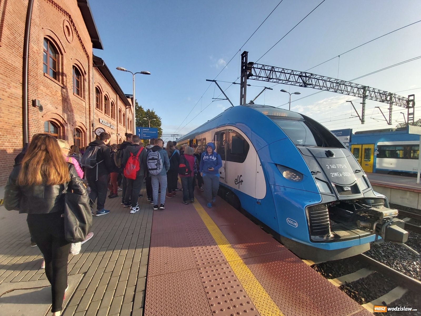 Zdjęcie w galerii na portalu naszwodzislaw.com: Integracja i rozwój. Odpowiedź wodzisławskiego Ekonomika na potrzeby młodzieży wiadomości z regionu