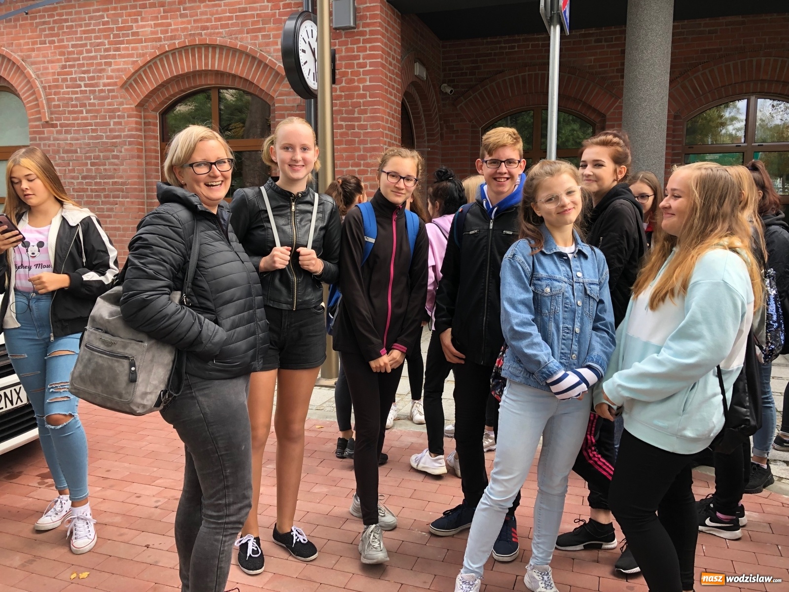 Zdjęcie w galerii na portalu naszwodzislaw.com: Integracja i rozwój. Odpowiedź wodzisławskiego Ekonomika na potrzeby młodzieży wiadomości z regionu