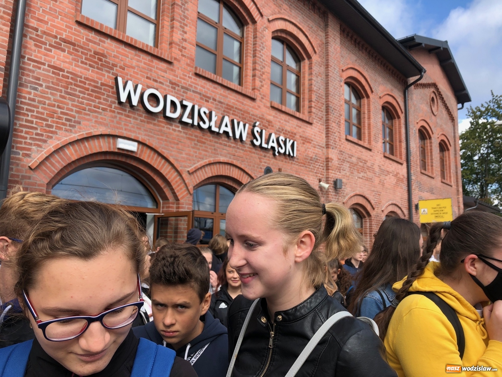 Zdjęcie w galerii na portalu naszwodzislaw.com: Integracja i rozwój. Odpowiedź wodzisławskiego Ekonomika na potrzeby młodzieży wiadomości z regionu