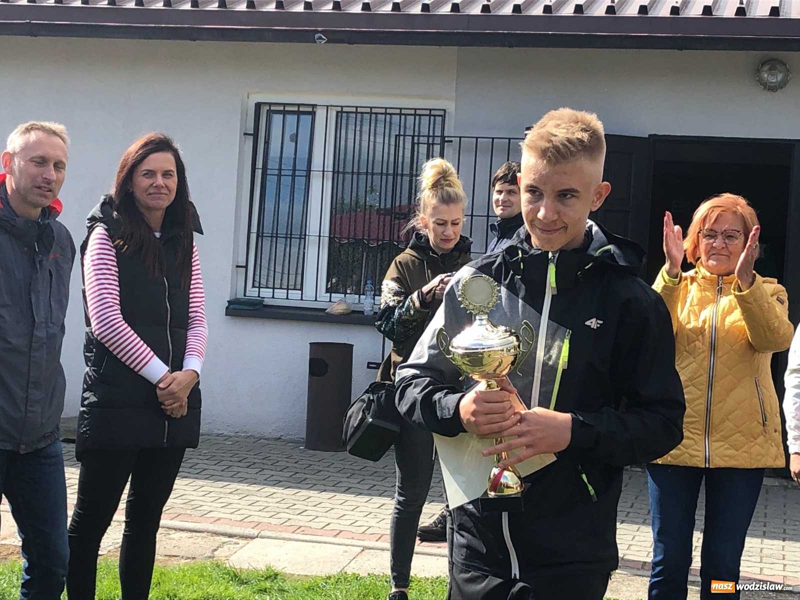 Zdjęcie w galerii na portalu naszwodzislaw.com: Integracja i rozwój. Odpowiedź wodzisławskiego Ekonomika na potrzeby młodzieży wiadomości z regionu