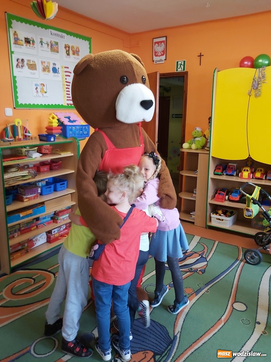 Zdjęcie w galerii na portalu naszwodzislaw.com: Dzień pełen atrakcji w przedszkolu im. Misia Uszatka w Pszowie wiadomości z regionu