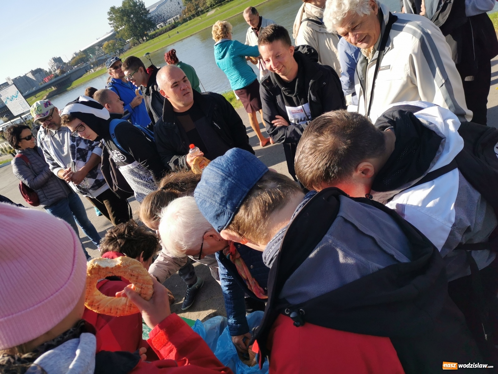 Zdjęcie w galerii na portalu naszwodzislaw.com: Uczestnicy projektu Oaza aktywności na wycieczce w Krakowie wiadomości z regionu