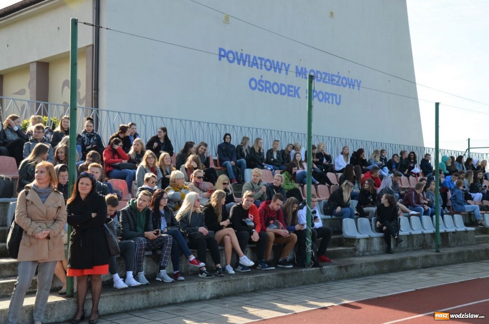 Zdjęcie w galerii na portalu naszwodzislaw.com: Młodzież bawiła się na pikniku [FOTO] wiadomości z regionu