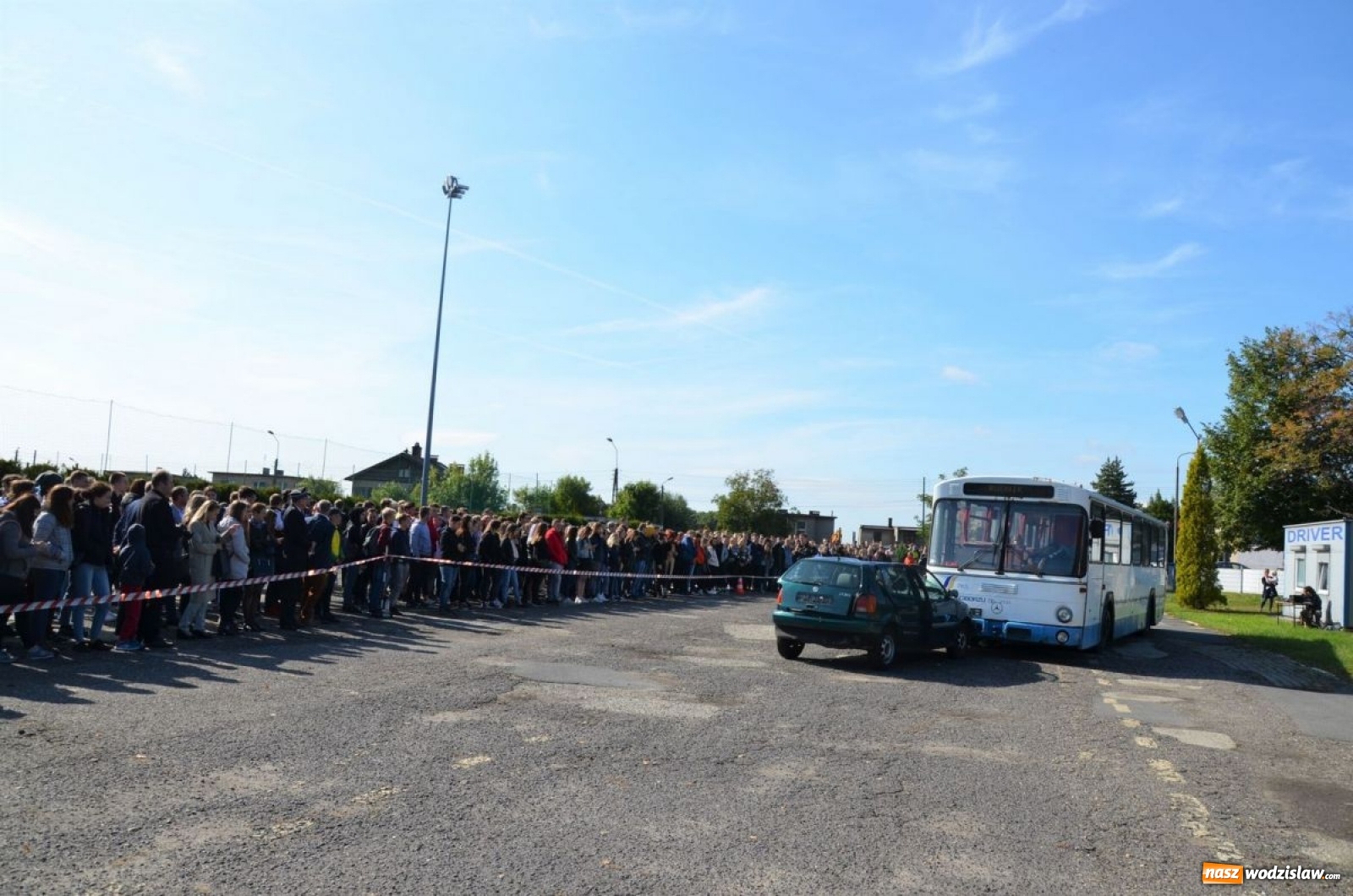 Zdjęcie w galerii na portalu naszwodzislaw.com: Młodzież bawiła się na pikniku [FOTO] wiadomości z regionu