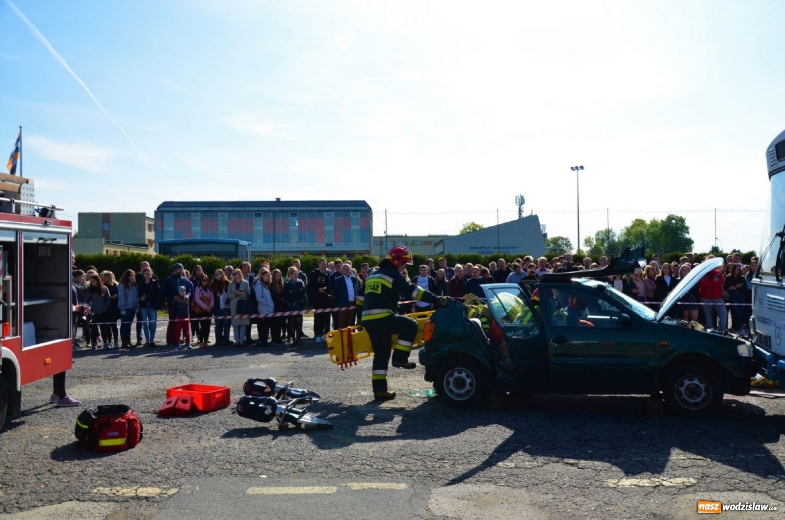 Zdjęcie w galerii na portalu naszwodzislaw.com: Młodzież bawiła się na pikniku [FOTO] wiadomości z regionu