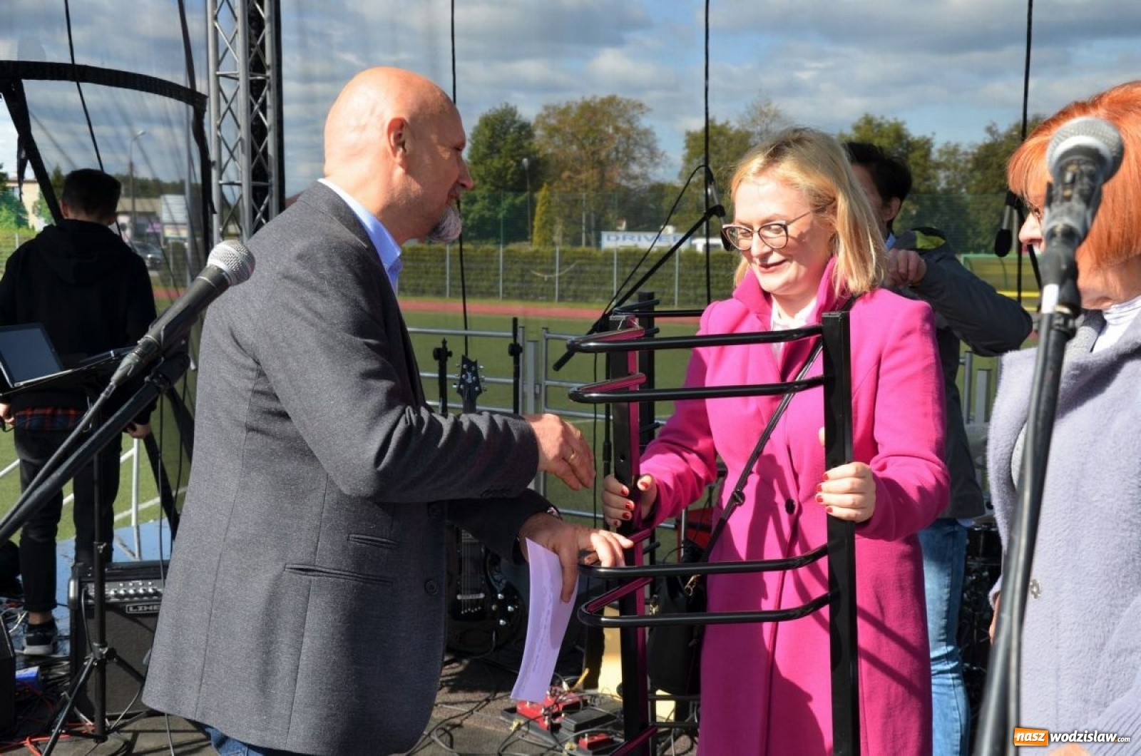 Zdjęcie w galerii na portalu naszwodzislaw.com: Młodzież bawiła się na pikniku [FOTO] wiadomości z regionu