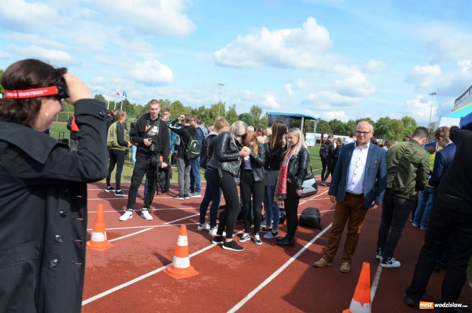 Zdjęcie w galerii na portalu naszwodzislaw.com: Młodzież bawiła się na pikniku [FOTO] wiadomości z regionu