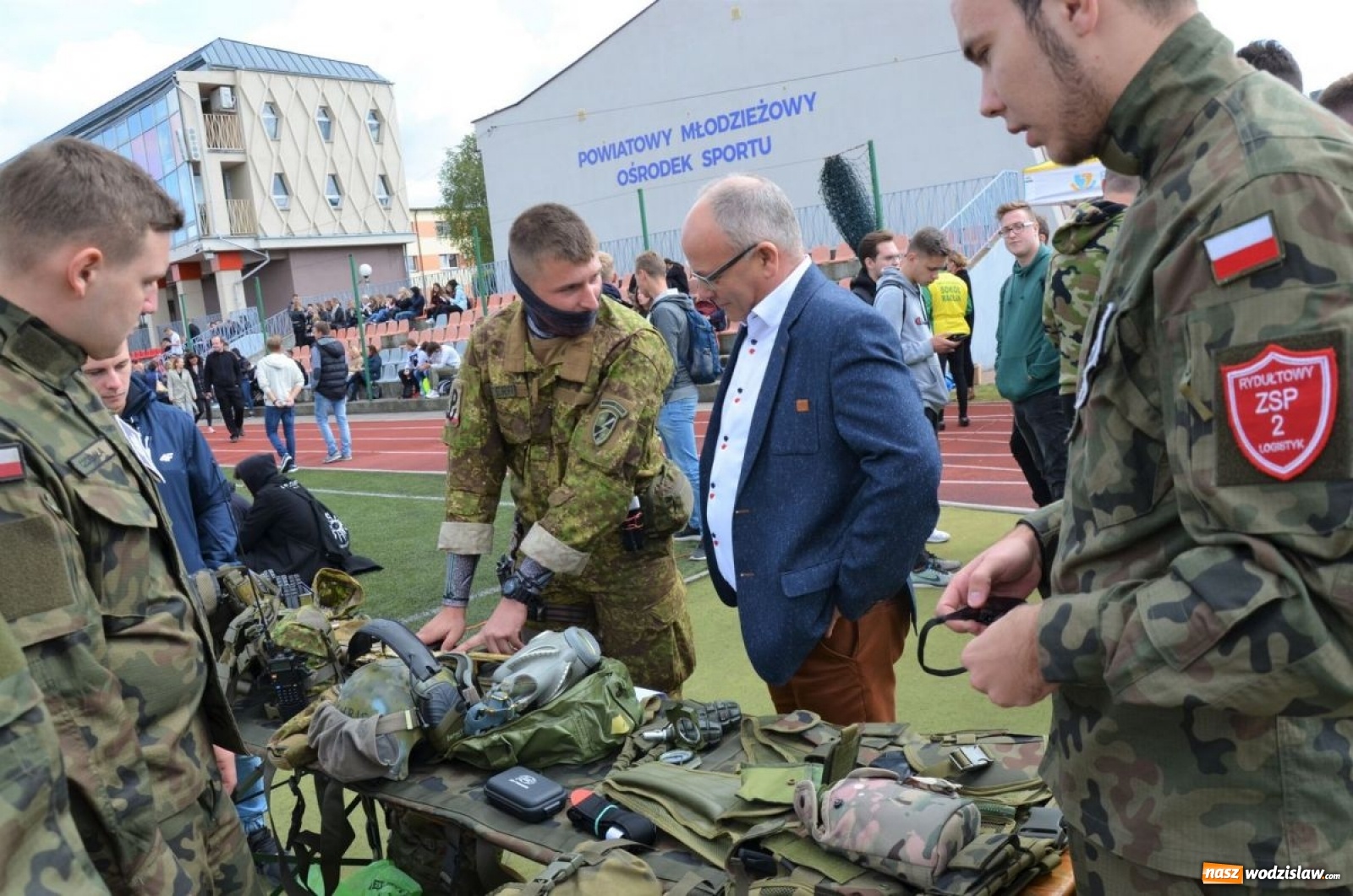 Zdjęcie w galerii na portalu naszwodzislaw.com: Młodzież bawiła się na pikniku [FOTO] wiadomości z regionu