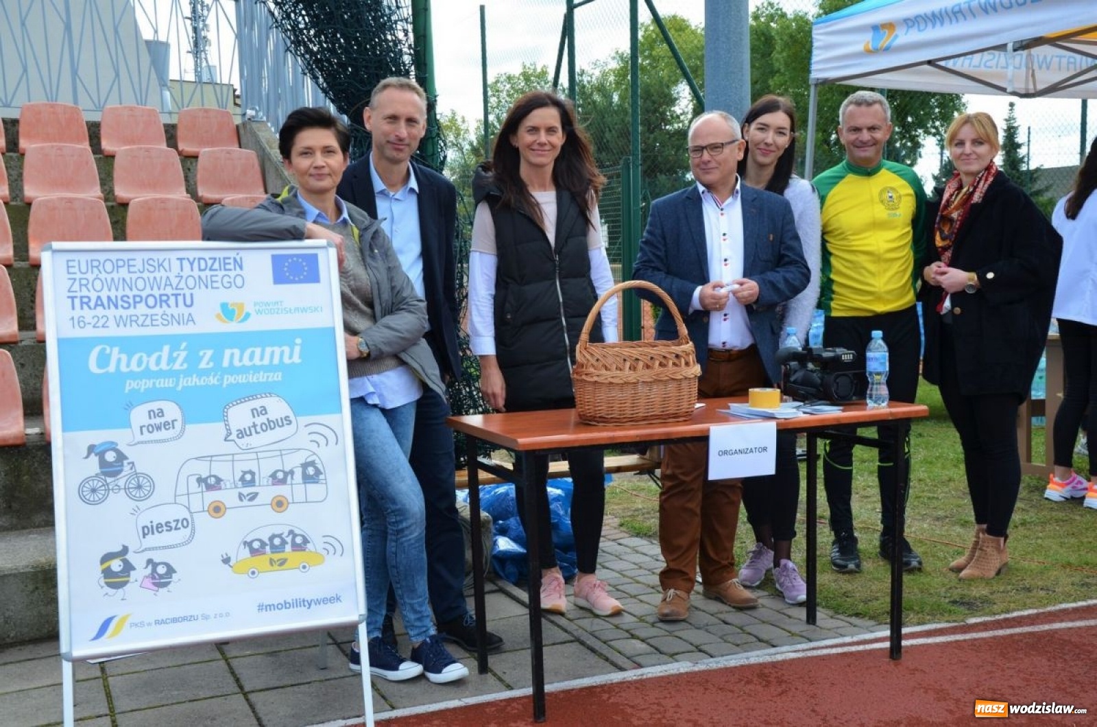 Zdjęcie w galerii na portalu naszwodzislaw.com: Młodzież bawiła się na pikniku [FOTO] wiadomości z regionu