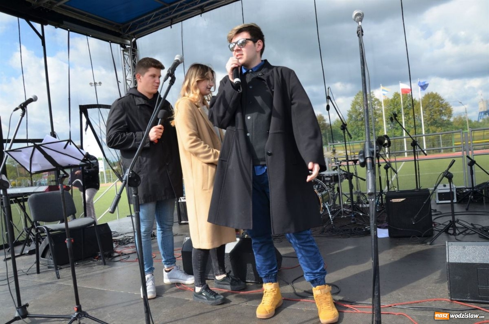 Zdjęcie w galerii na portalu naszwodzislaw.com: Młodzież bawiła się na pikniku [FOTO] wiadomości z regionu