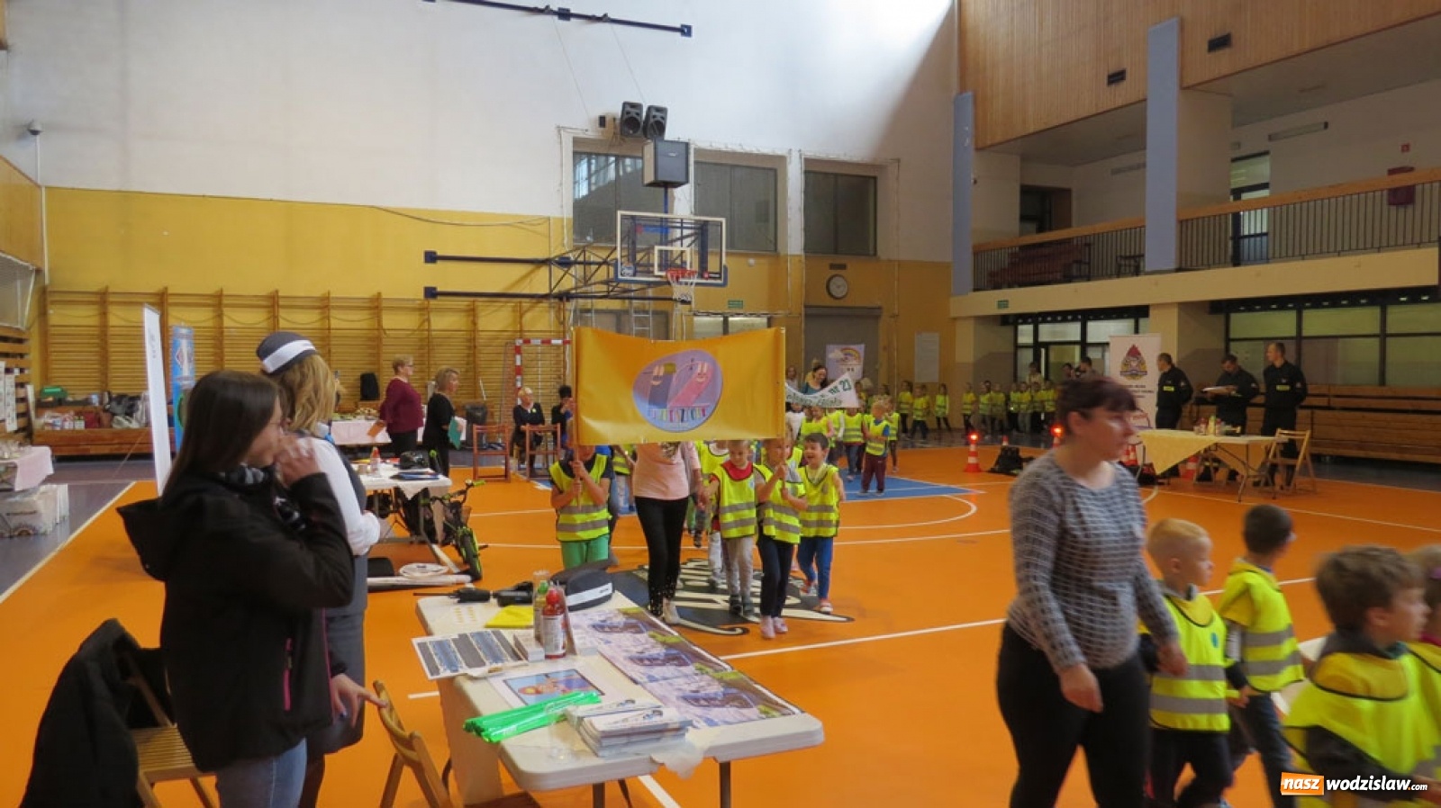 Zdjęcie w galerii na portalu naszwodzislaw.com: Koleje Śląskie z rekordowym zainteresowaniem wiadomości z regionu