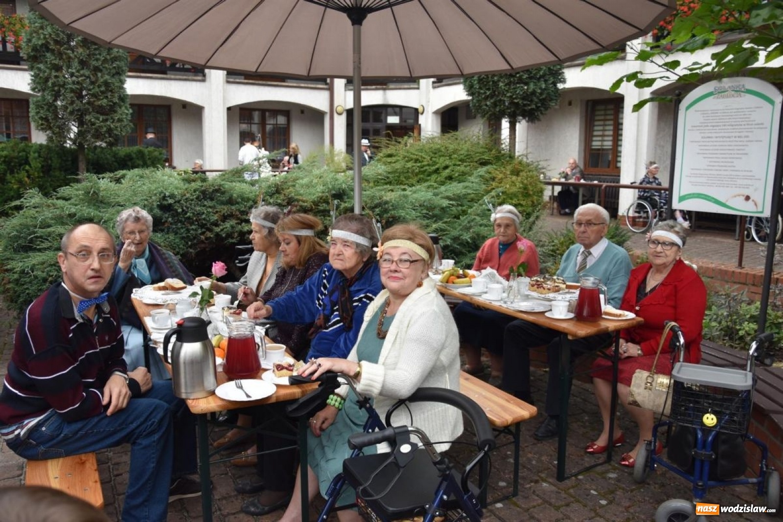 Zdjęcie w galerii na portalu naszwodzislaw.com: W Gorzycach powitano jesień w stylu retro [FOTO] wiadomości z regionu