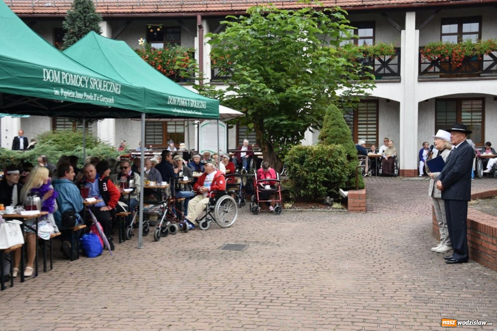 Zdjęcie w galerii na portalu naszwodzislaw.com: W Gorzycach powitano jesień w stylu retro [FOTO] wiadomości z regionu