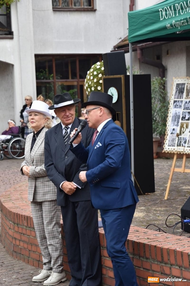 Zdjęcie w galerii na portalu naszwodzislaw.com: W Gorzycach powitano jesień w stylu retro [FOTO] wiadomości z regionu
