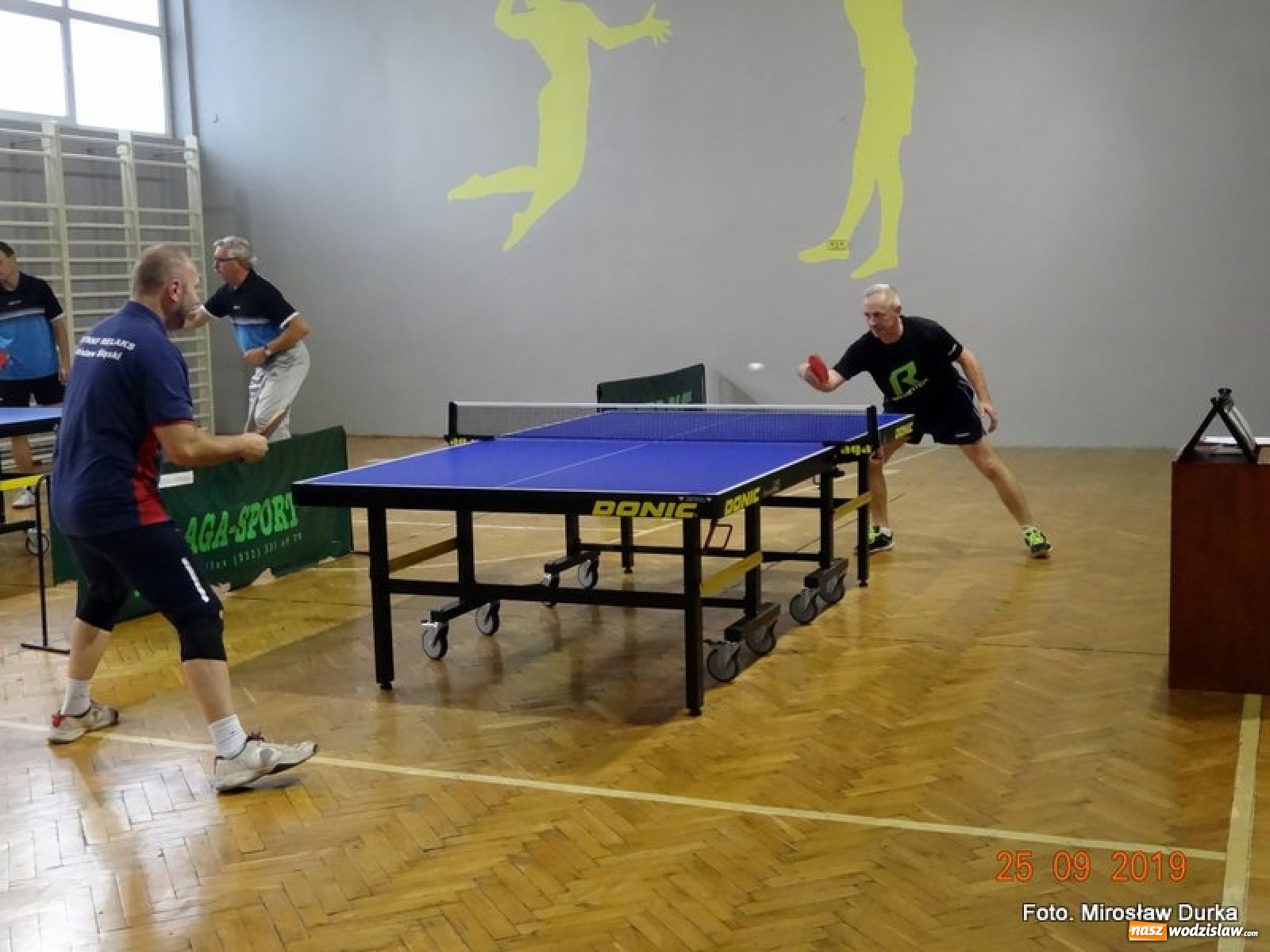 Zdjęcie w galerii na portalu naszwodzislaw.com: Tenis stołowy. Kuźniański Tajfun niestraszny Relaksowi [FOTO] wiadomości z regionu