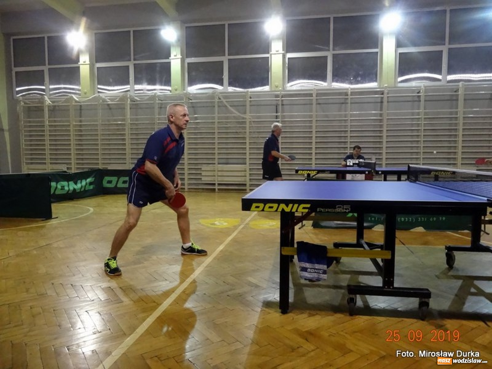 Zdjęcie w galerii na portalu naszwodzislaw.com: Tenis stołowy. Kuźniański Tajfun niestraszny Relaksowi [FOTO] wiadomości z regionu