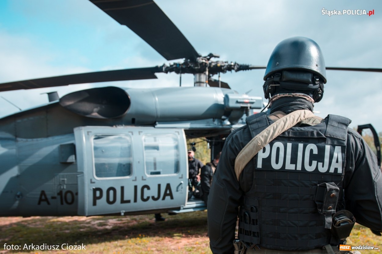 Zdjęcie w galerii na portalu naszwodzislaw.com: Black Hawk na ćwiczeniach śląskich antyterrorystów [FOTO I WIDEO]  wiadomości z regionu
