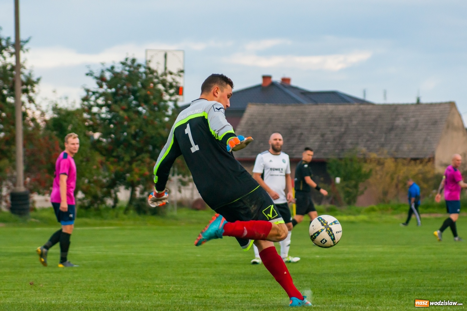Zdjęcie w galerii na portalu naszwodzislaw.com: Marklowice górą. Krzyżanowice zdetronizowane [FOTO i WIDEO] wiadomości z regionu