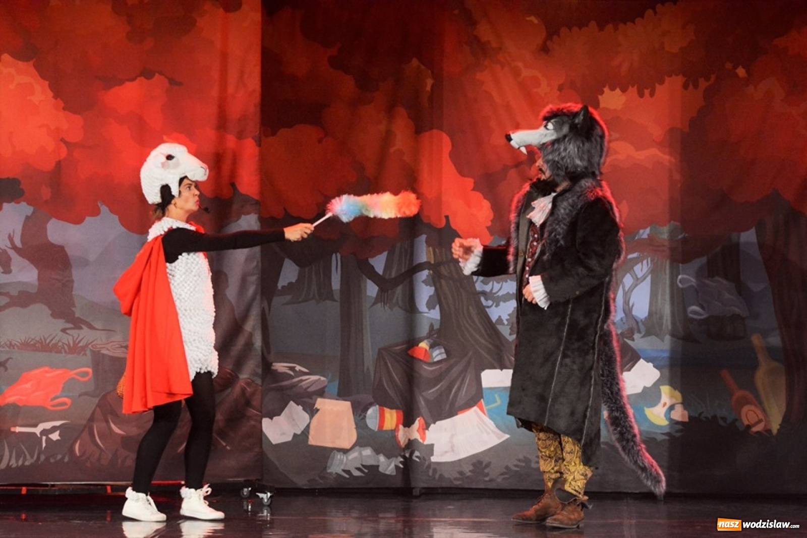 Zdjęcie w galerii na portalu naszwodzislaw.com: Rodzinne Spotkania z Teatrem w WCK [FOTO] wiadomości z regionu