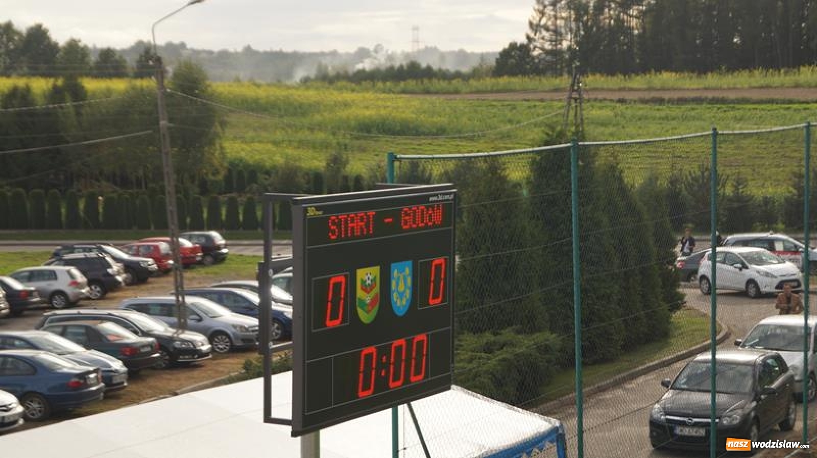 Zdjęcie w galerii na portalu naszwodzislaw.com: Sportowe Pożegnanie Lata połączone z otwarciem szatni w Mszanie [FOTO] wiadomości z regionu