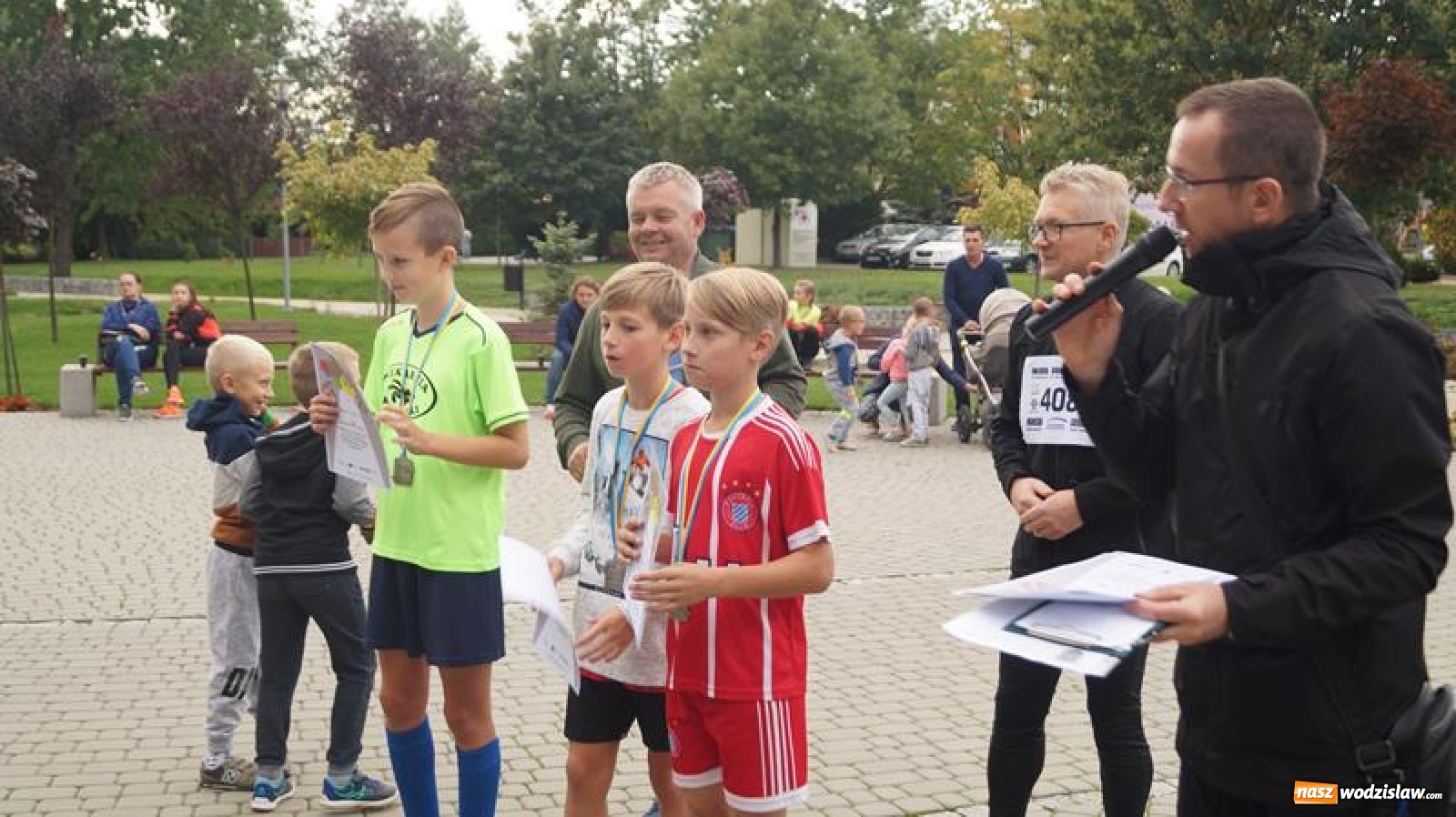 Zdjęcie w galerii na portalu naszwodzislaw.com: Sportowe Pożegnanie Lata połączone z otwarciem szatni w Mszanie [FOTO] wiadomości z regionu