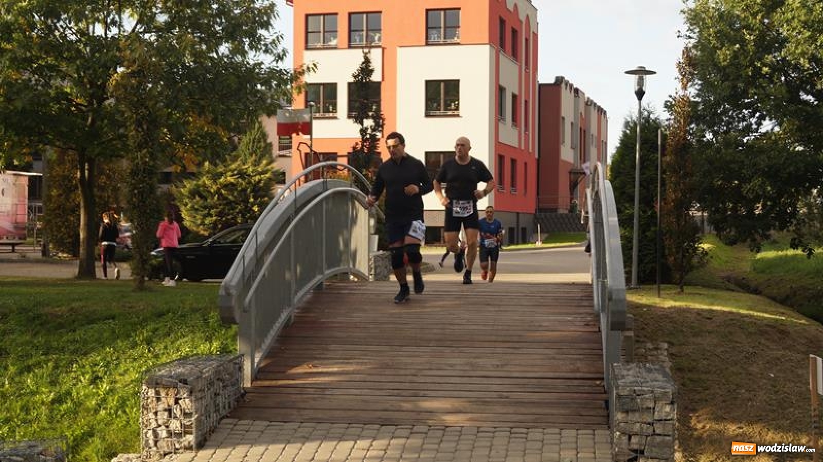 Zdjęcie w galerii na portalu naszwodzislaw.com: Sportowe Pożegnanie Lata połączone z otwarciem szatni w Mszanie [FOTO] wiadomości z regionu