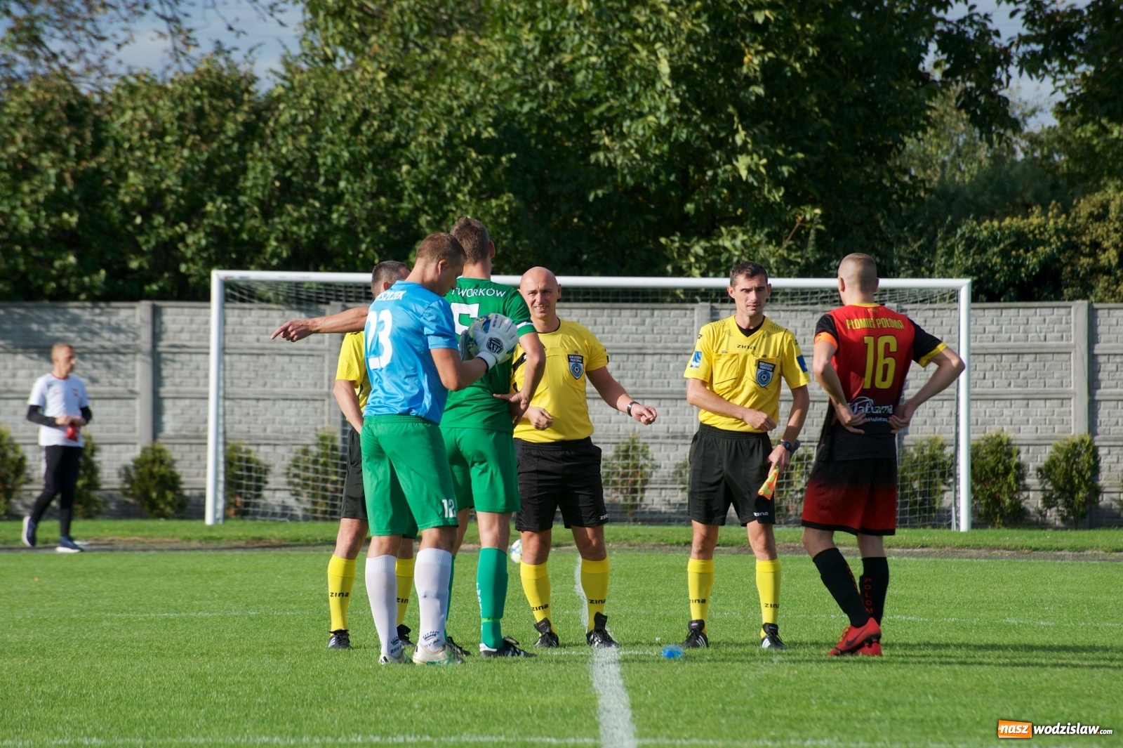 Zdjęcie w galerii na portalu naszwodzislaw.com: Płomień z Połomi zgasł w Tworkowie [FOTO] wiadomości z regionu