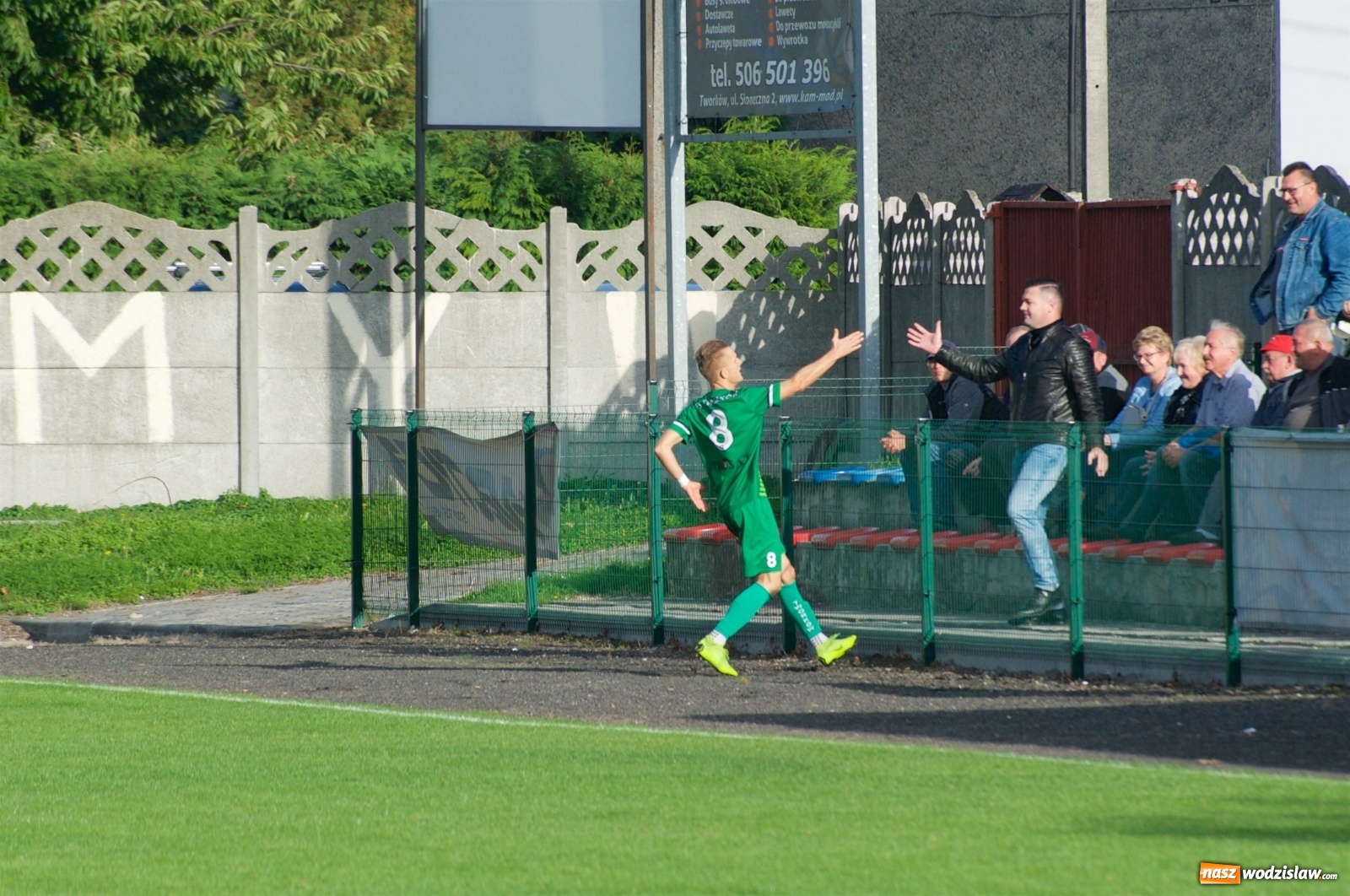 Zdjęcie w galerii na portalu naszwodzislaw.com: Płomień z Połomi zgasł w Tworkowie [FOTO] wiadomości z regionu