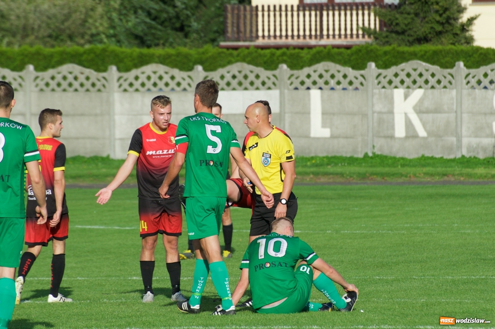 Zdjęcie w galerii na portalu naszwodzislaw.com: Płomień z Połomi zgasł w Tworkowie [FOTO] wiadomości z regionu