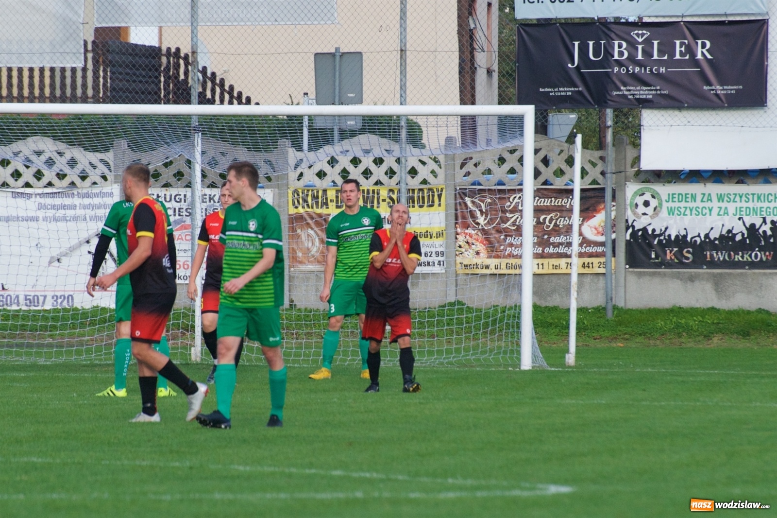 Zdjęcie w galerii na portalu naszwodzislaw.com: Płomień z Połomi zgasł w Tworkowie [FOTO] wiadomości z regionu