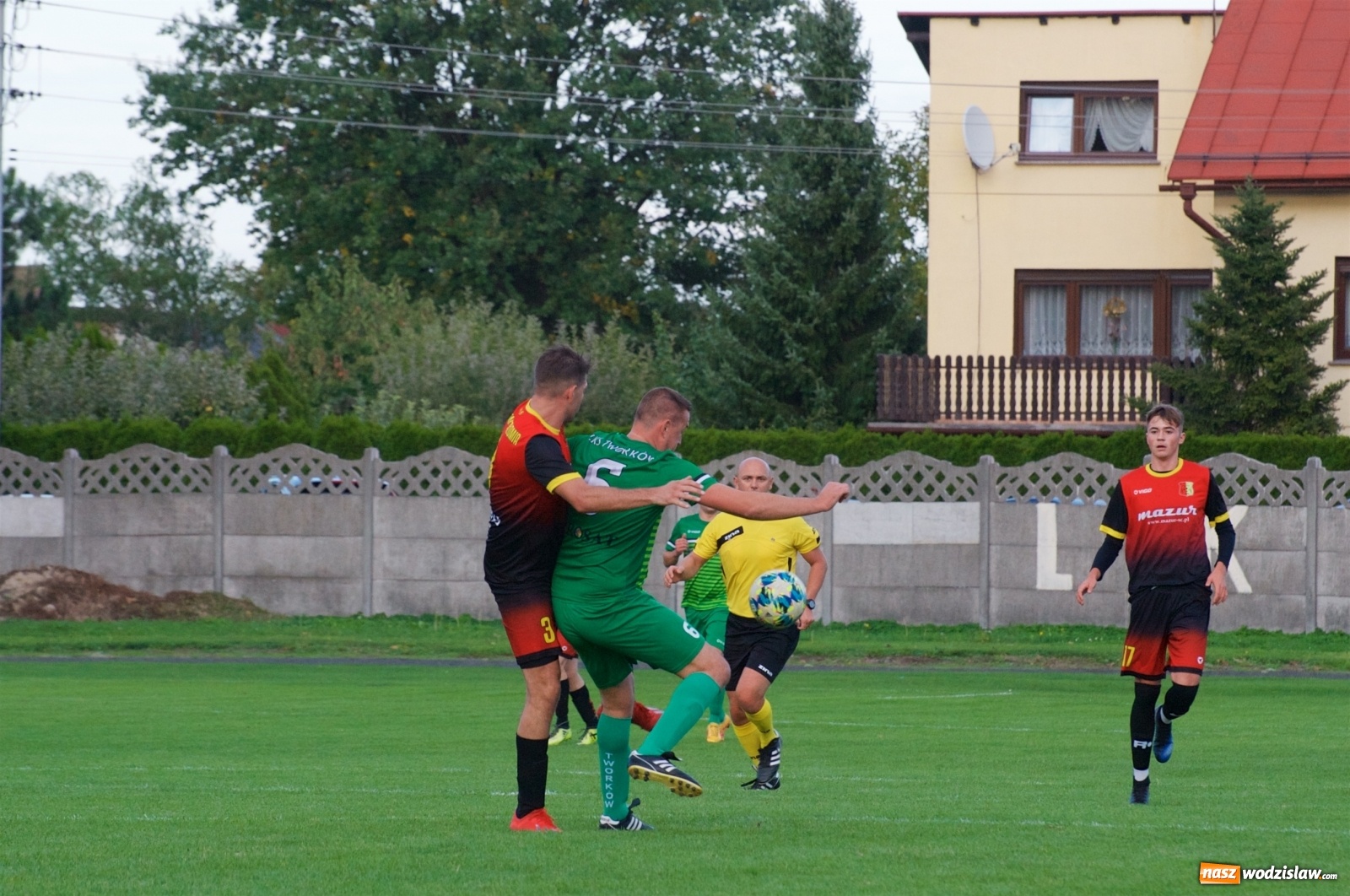 Zdjęcie w galerii na portalu naszwodzislaw.com: Płomień z Połomi zgasł w Tworkowie [FOTO] wiadomości z regionu