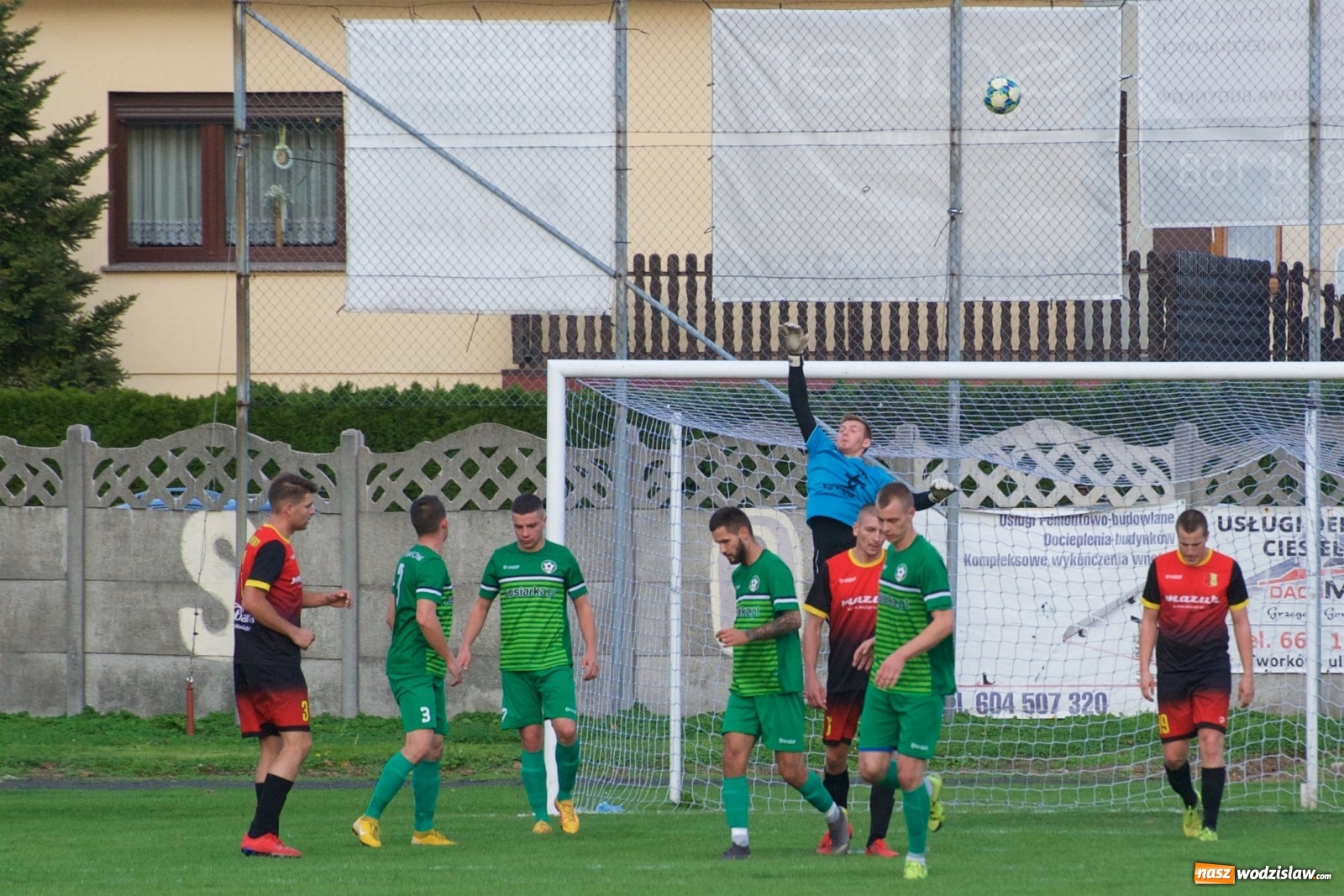 Zdjęcie w galerii na portalu naszwodzislaw.com: Płomień z Połomi zgasł w Tworkowie [FOTO] wiadomości z regionu