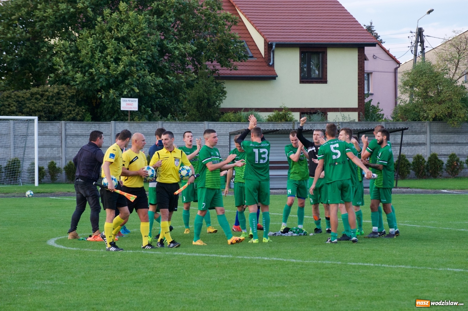 Zdjęcie w galerii na portalu naszwodzislaw.com: Płomień z Połomi zgasł w Tworkowie [FOTO] wiadomości z regionu