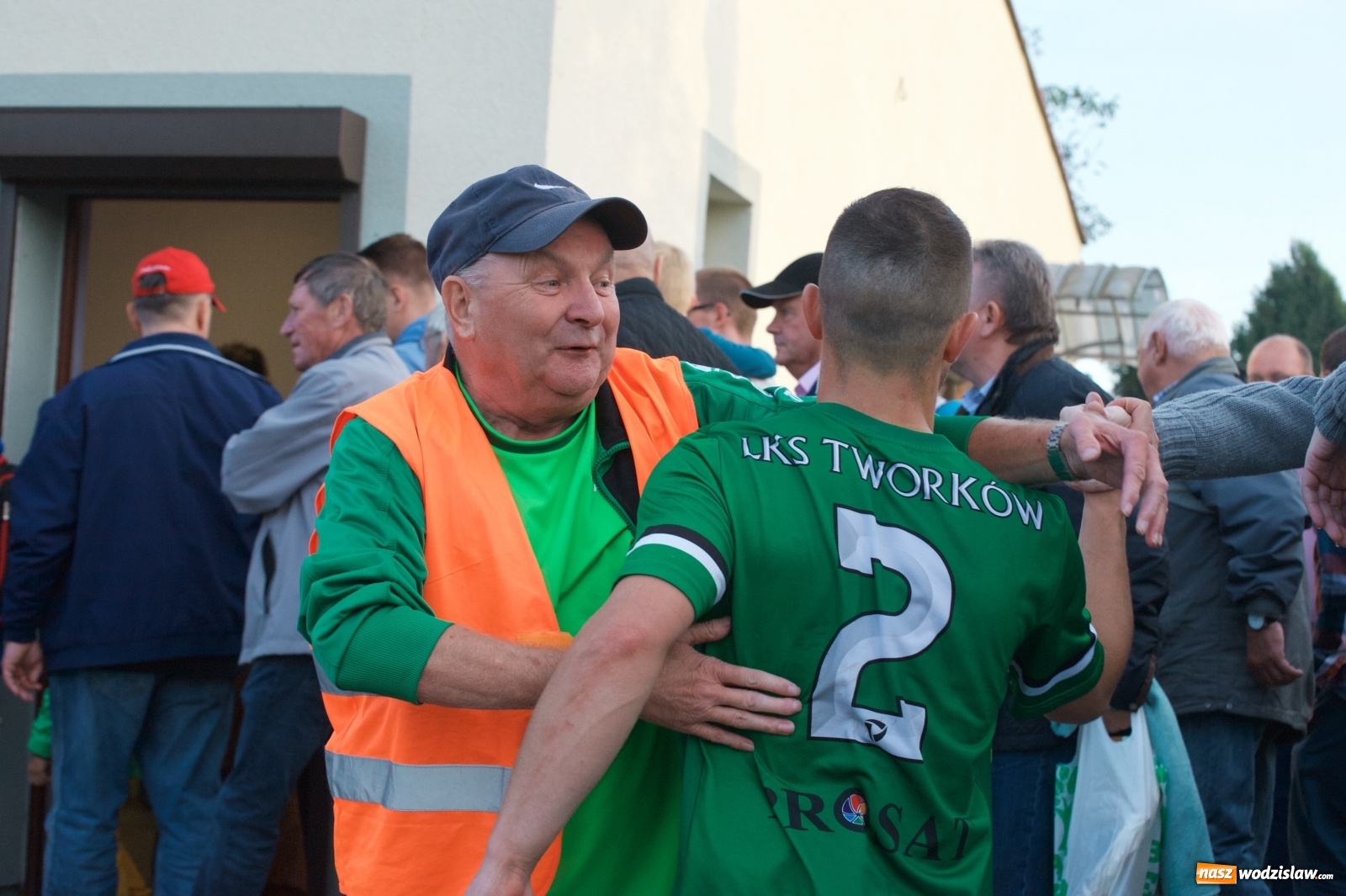 Zdjęcie w galerii na portalu naszwodzislaw.com: Płomień z Połomi zgasł w Tworkowie [FOTO] wiadomości z regionu