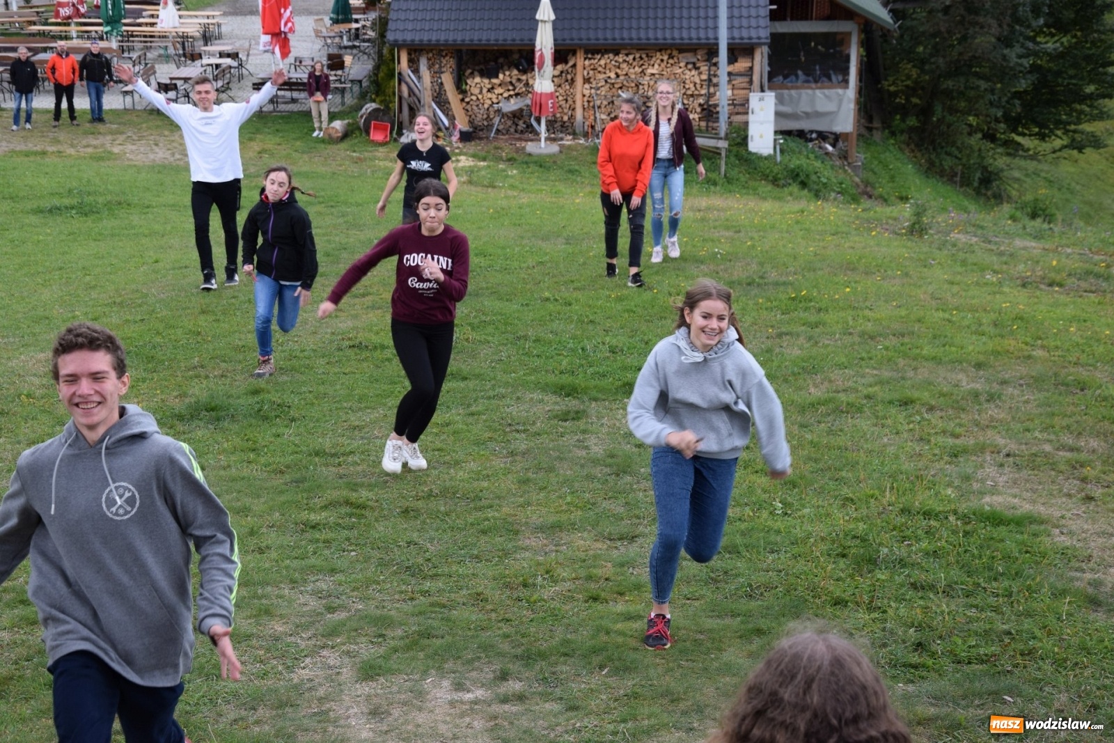 Zdjęcie w galerii na portalu naszwodzislaw.com: O skalniakach na skoczni Małysza, dronie na drzewie i innych przygodach wiadomości z regionu