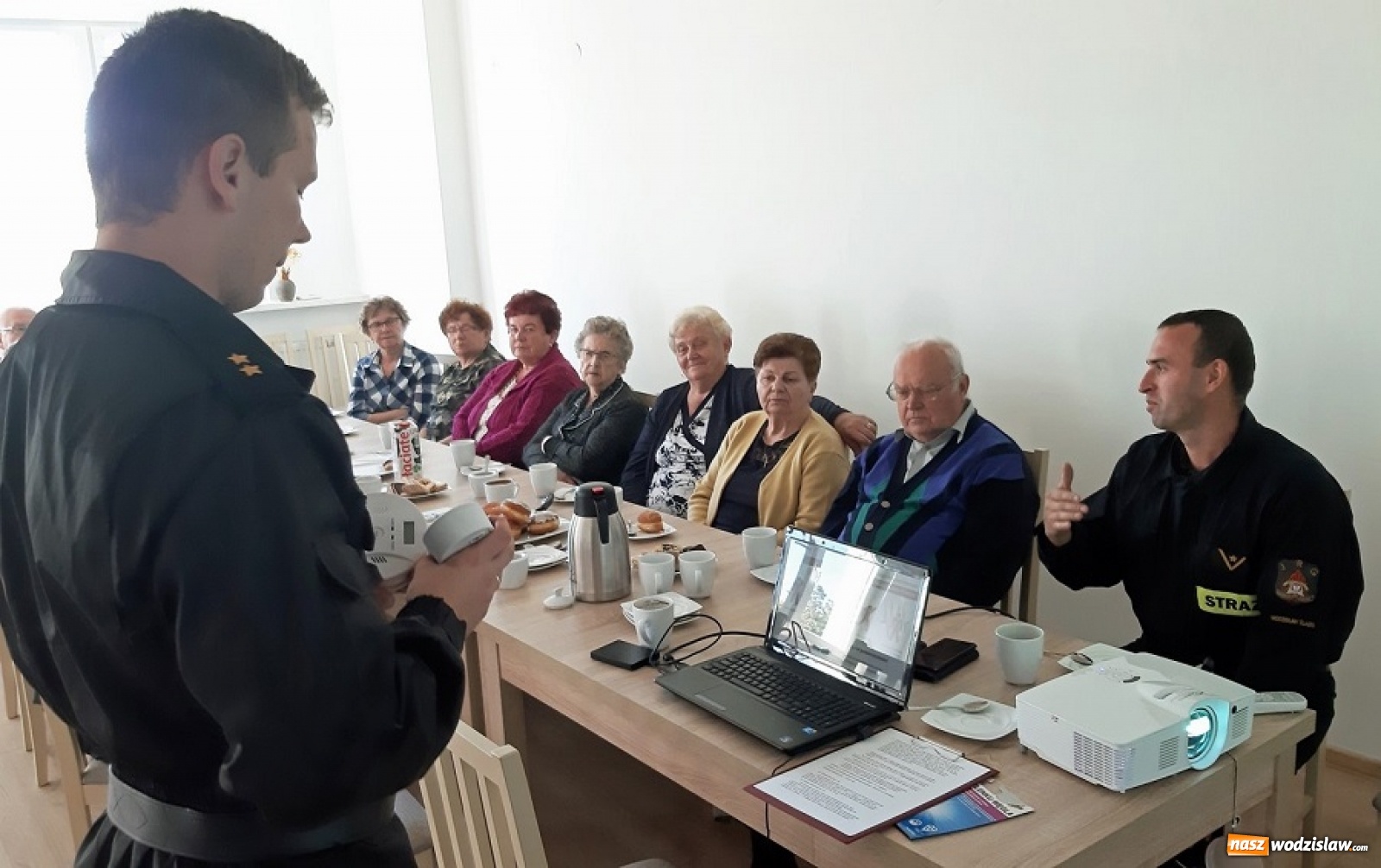 Zdjęcie w galerii na portalu naszwodzislaw.com: Mszańscy seniorzy poznali tajniki pierwszej pomocy wiadomości z regionu