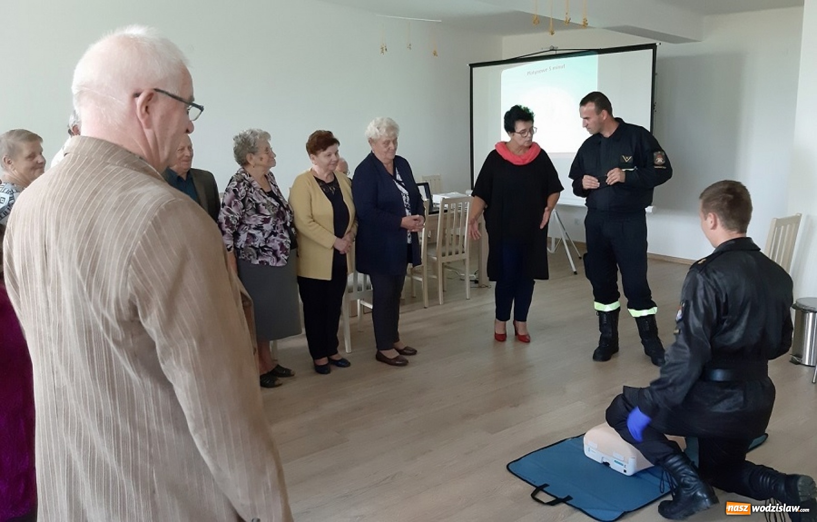 Zdjęcie w galerii na portalu naszwodzislaw.com: Mszańscy seniorzy poznali tajniki pierwszej pomocy wiadomości z regionu