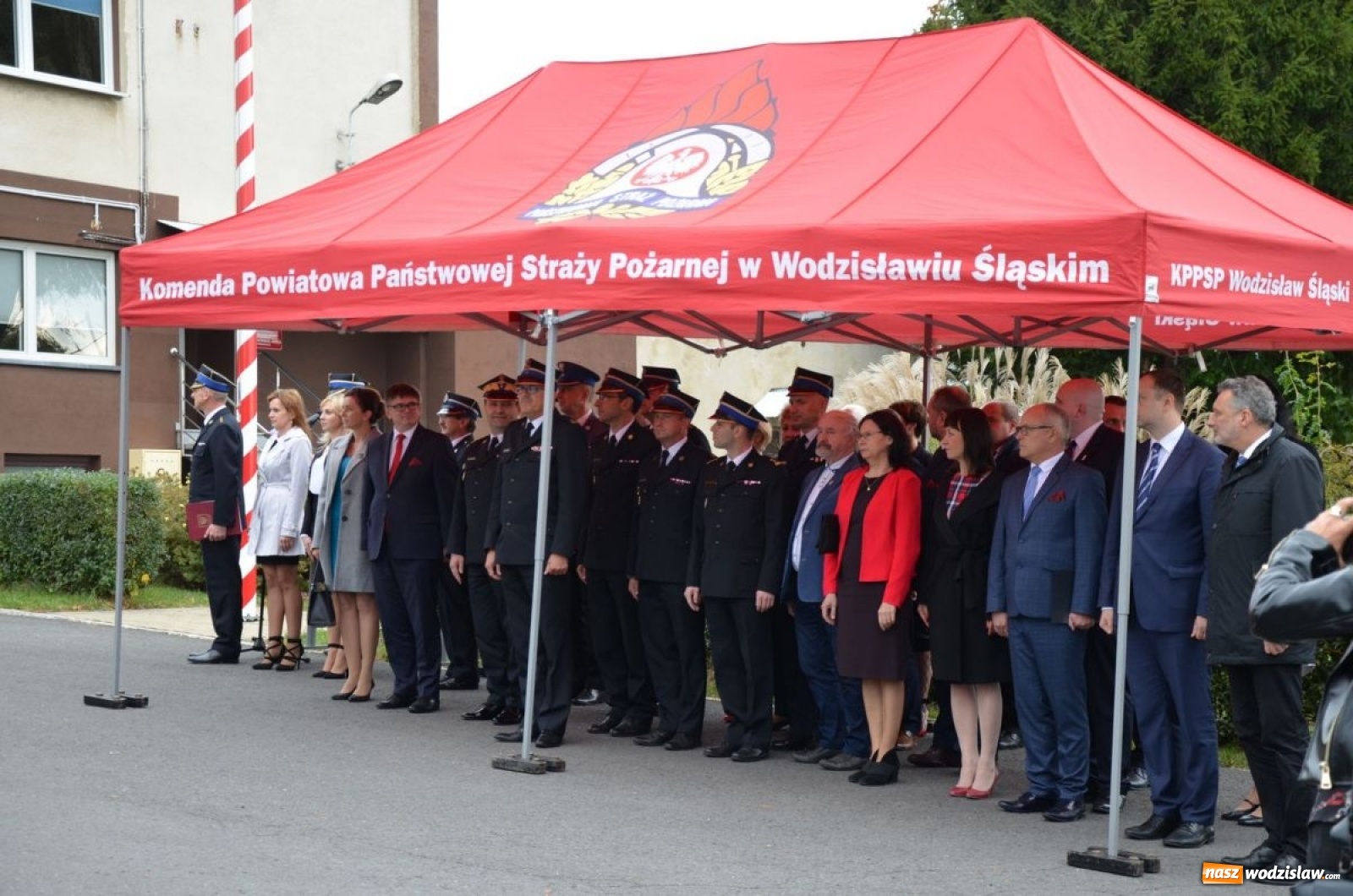 Zdjęcie w galerii na portalu naszwodzislaw.com: Ochotnicy z Turzy Śląskiej i Radlina z nowymi wozami bojowymi wiadomości z regionu