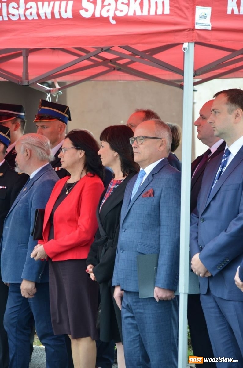 Zdjęcie w galerii na portalu naszwodzislaw.com: Ochotnicy z Turzy Śląskiej i Radlina z nowymi wozami bojowymi wiadomości z regionu