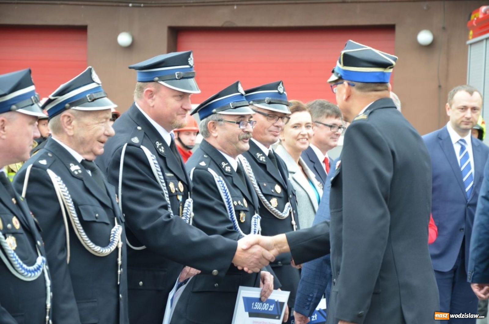 Zdjęcie w galerii na portalu naszwodzislaw.com: Ochotnicy z Turzy Śląskiej i Radlina z nowymi wozami bojowymi wiadomości z regionu