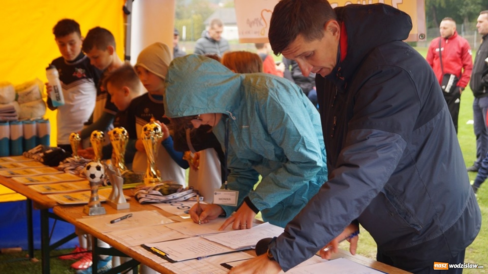 Zdjęcie w galerii na portalu naszwodzislaw.com: Mała Liga Mistrzów w Gminie Mszana wiadomości z regionu