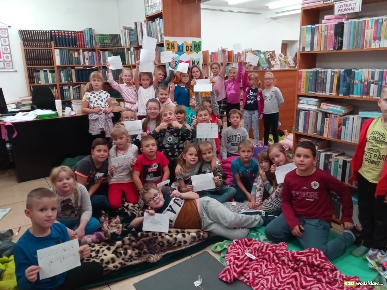 Zdjęcie w galerii na portalu naszwodzislaw.com: Książnica pękała w szwach. Noc Bibliotek w Mszanie wiadomości z regionu