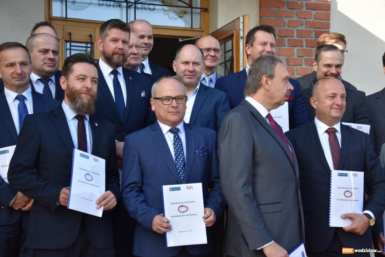 Zdjęcie w galerii na portalu naszwodzislaw.com: Podpisano historyczne memorandum o współpracy wiadomości z regionu