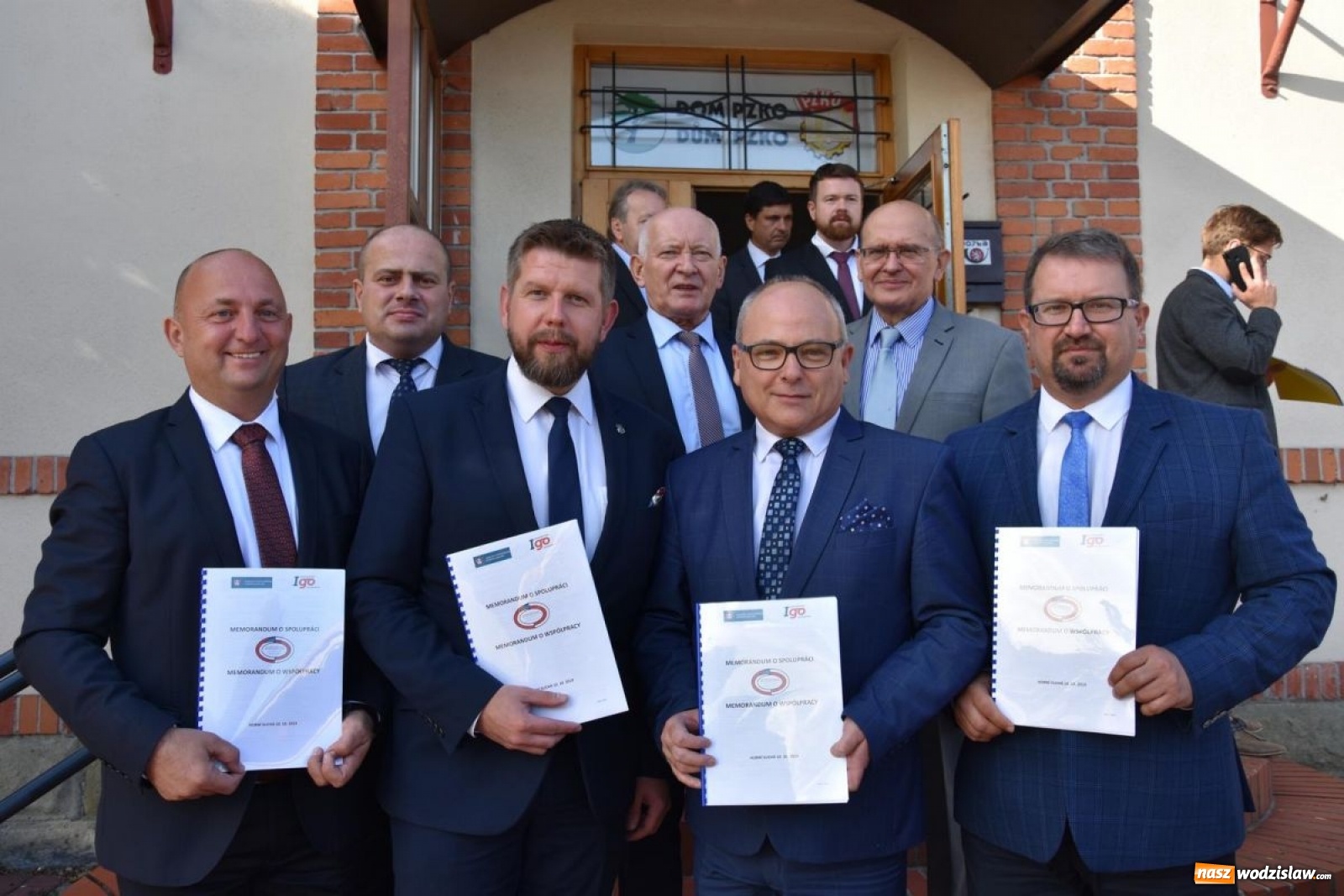 Zdjęcie w galerii na portalu naszwodzislaw.com: Podpisano historyczne memorandum o współpracy wiadomości z regionu