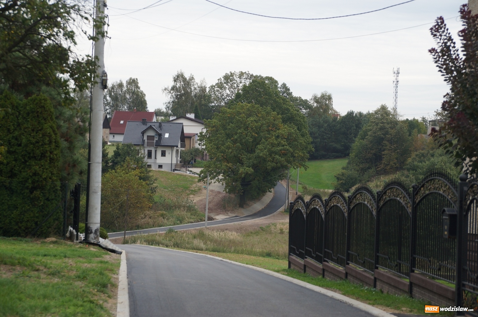 Zdjęcie w galerii na portalu naszwodzislaw.com: Remont ulicy Jabłoniowej dobiega końca wiadomości z regionu